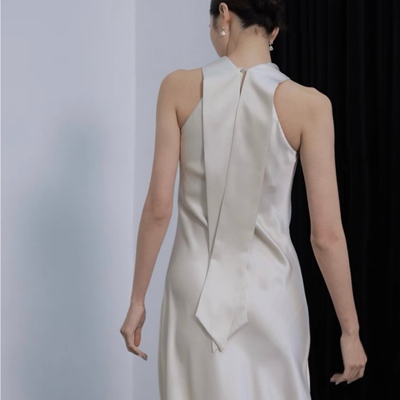 Elegant Black Halter Off-Shoulder Formal Long Evening Dress French-style - Picture 10 of 13